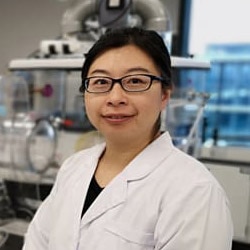 Portrait of Medtronic engineer Xin Tang